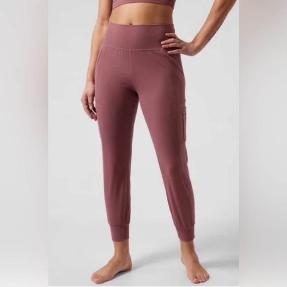 Athleta Pants - Athleta Salutation Cargo Jogger